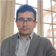 Enseignant de mathématiques avec plus de 10 ans d'expérience